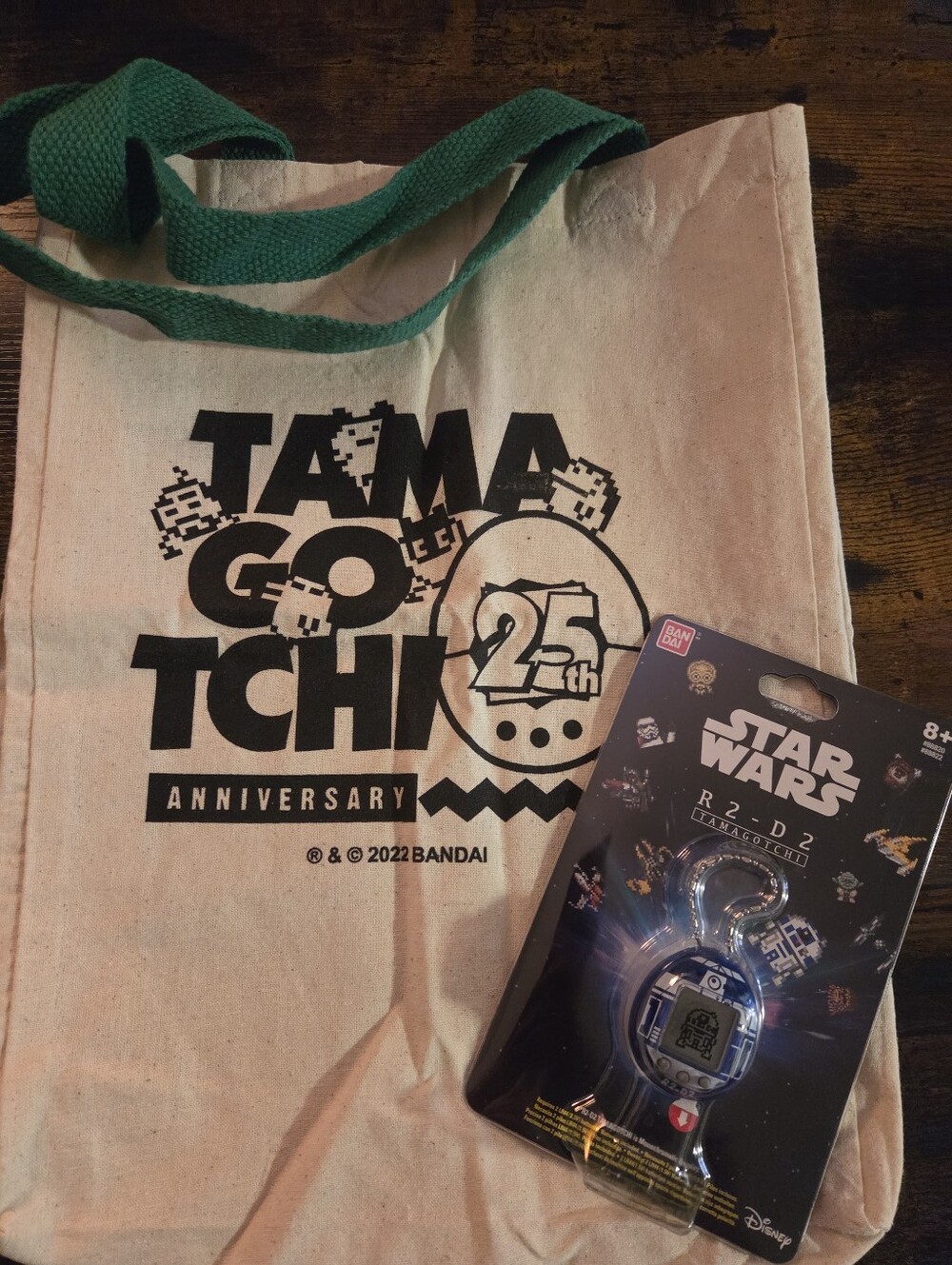 Star Wars R2D2 Tamagotchi and Mini Tote From NYCC BUNDLE
